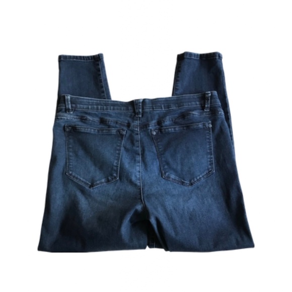 Wit & Wisdom Jeans Women’s 16 ‘Ab’Solution Dark Wash denim Skinny elastic waist - Picture 3 of 8